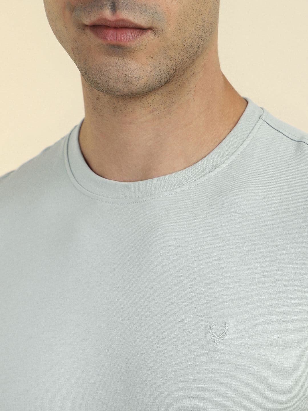 Allen Solly Men Polka Dot Raw Edge Slim Fit T-shirt thumbnail 2