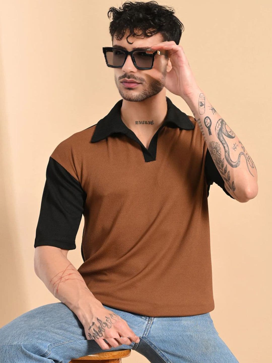 CLAFOUTIS Men Colourblocked Polo Collar T-shirt thumbnail 4