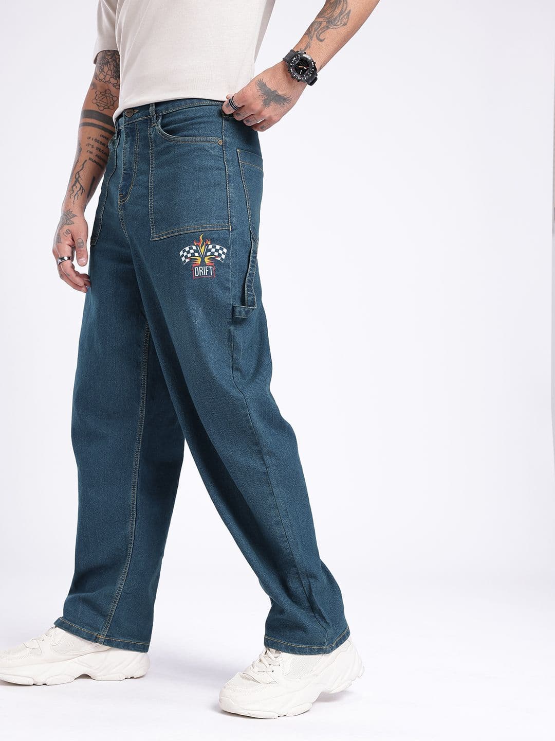 glitchez Men Loose Cropped Printed Stretchable Jeans thumbnail 5