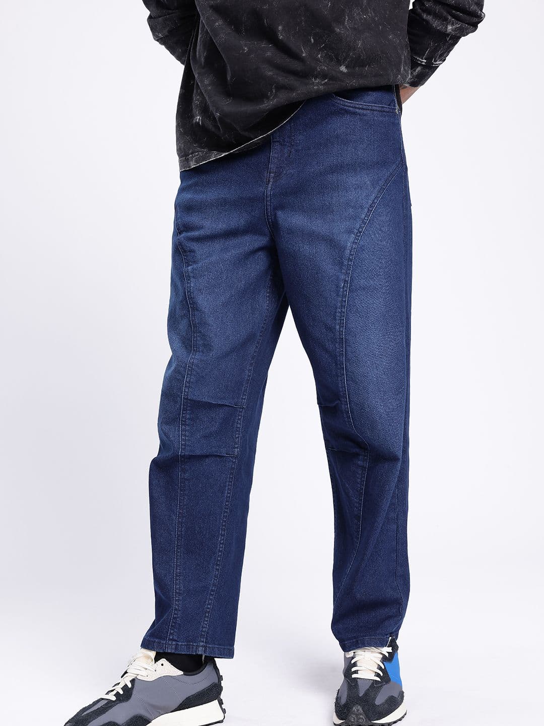 glitchez Men Relaxed Fit Medium Shade Stretchable Jeans thumbnail 5