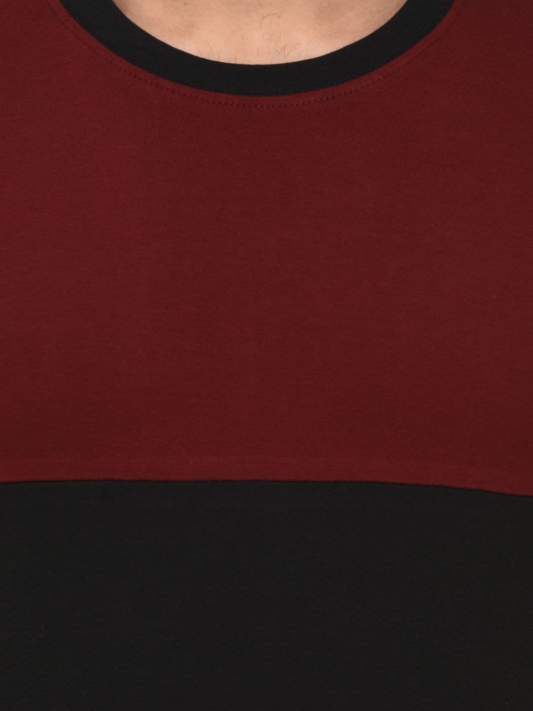 BI FASHION Men Colourblocked Round Neck T-shirt thumbnail 3
