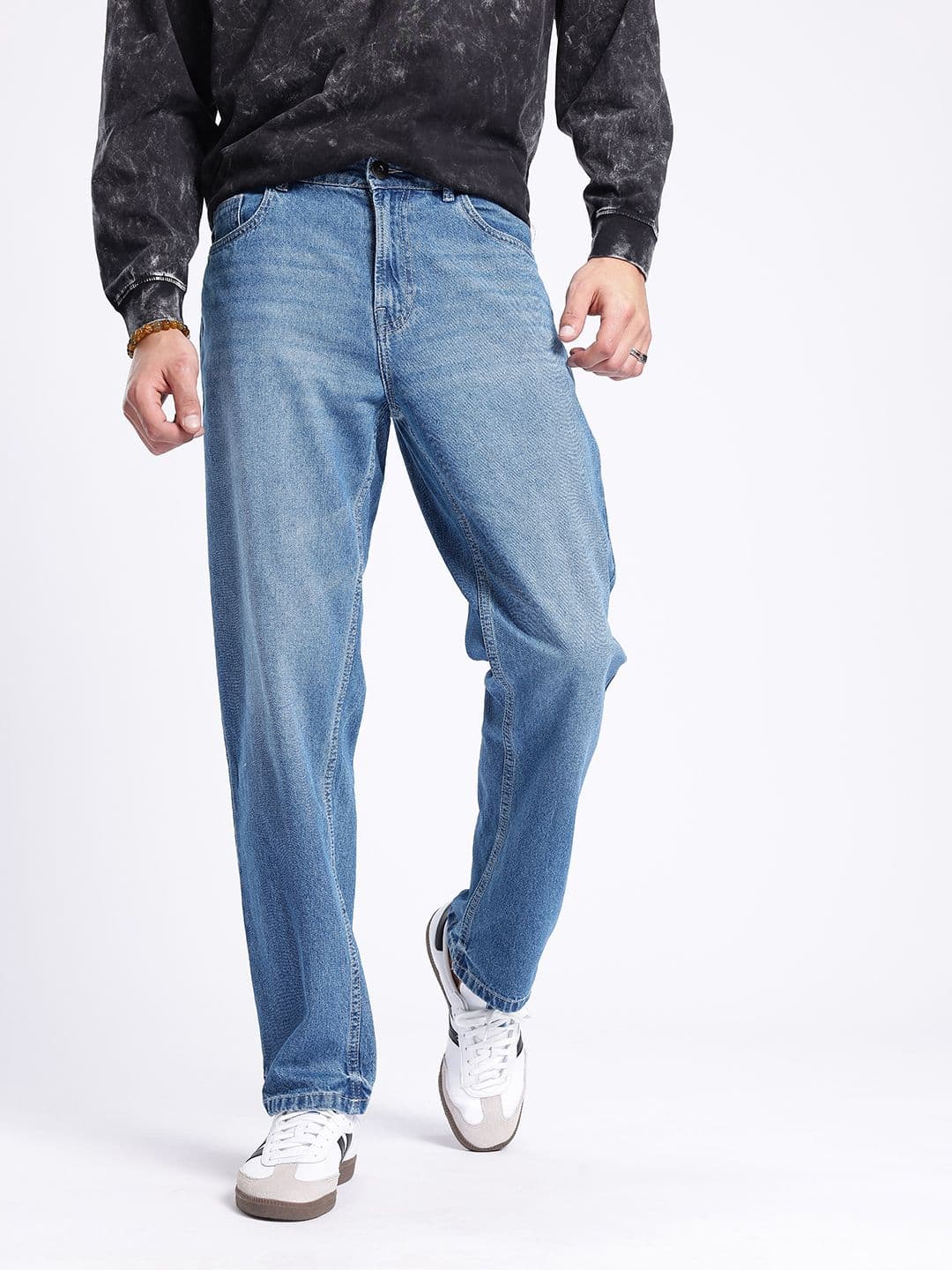 glitchez Men Straight Fit Light Fade Jeans thumbnail 3