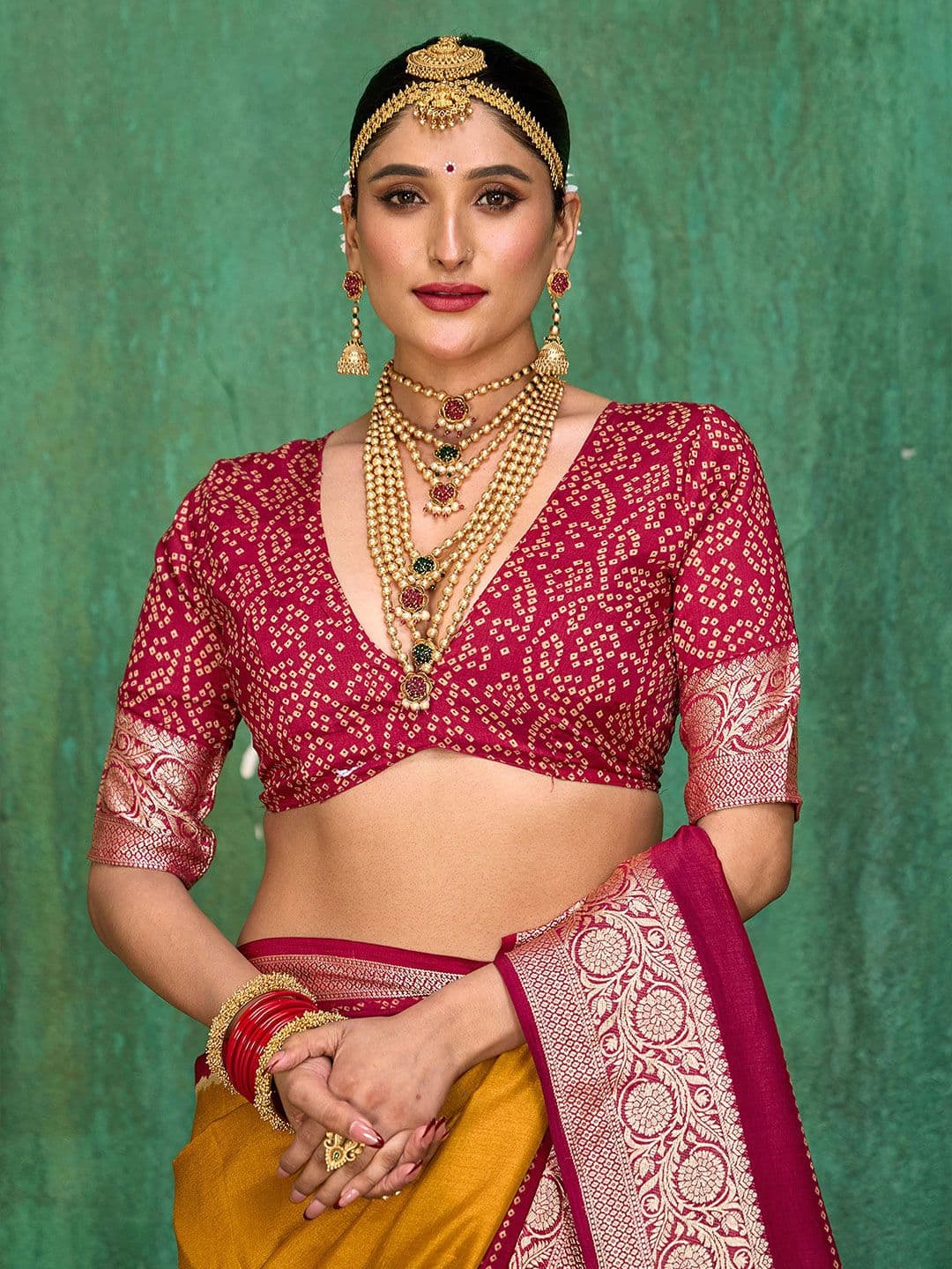 TIRA Bandhani Printed Tussar Saree With Blouse Piece thumbnail 4