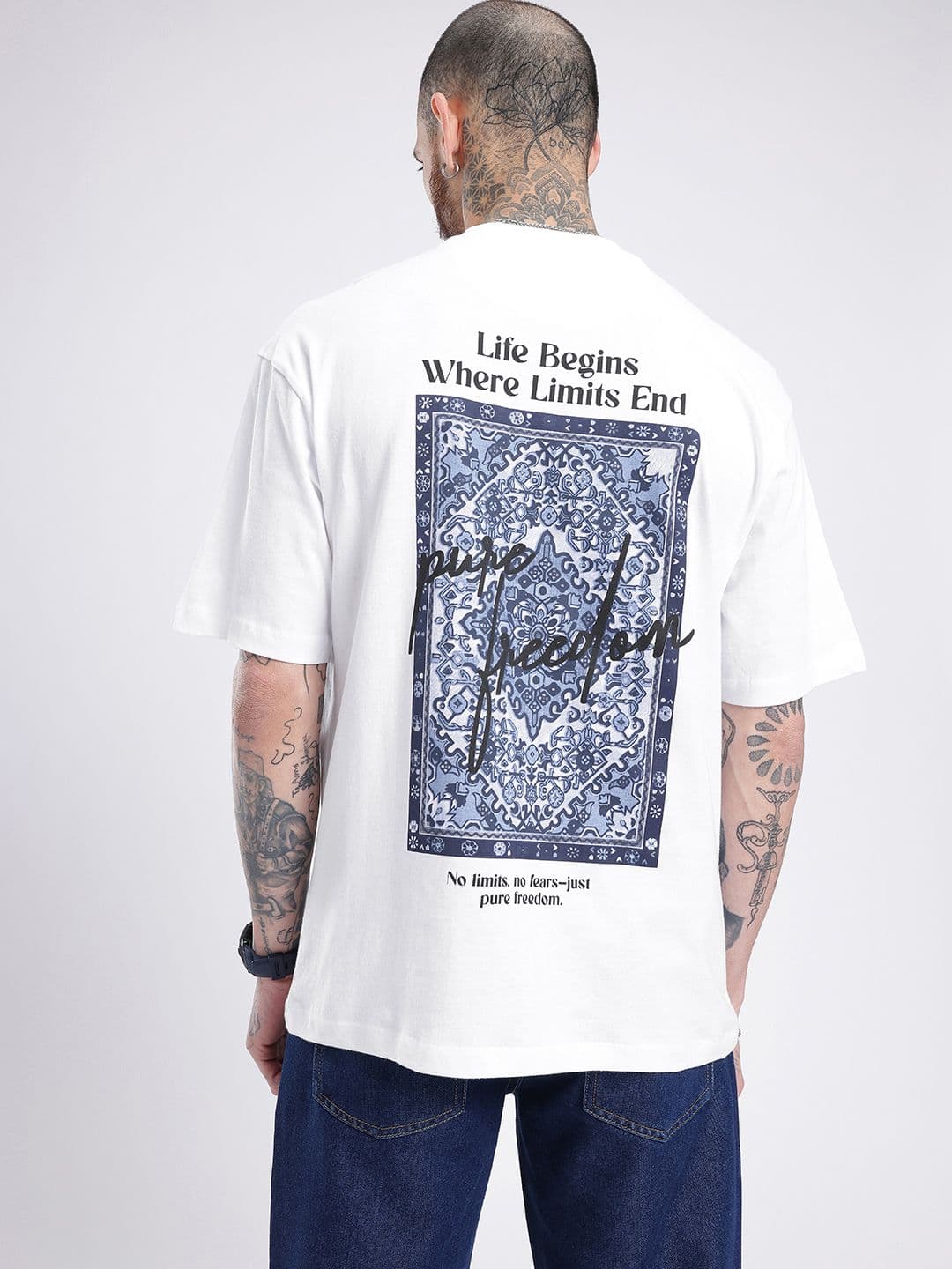 glitchez Back Printed Oversized T-shirt thumbnail 3