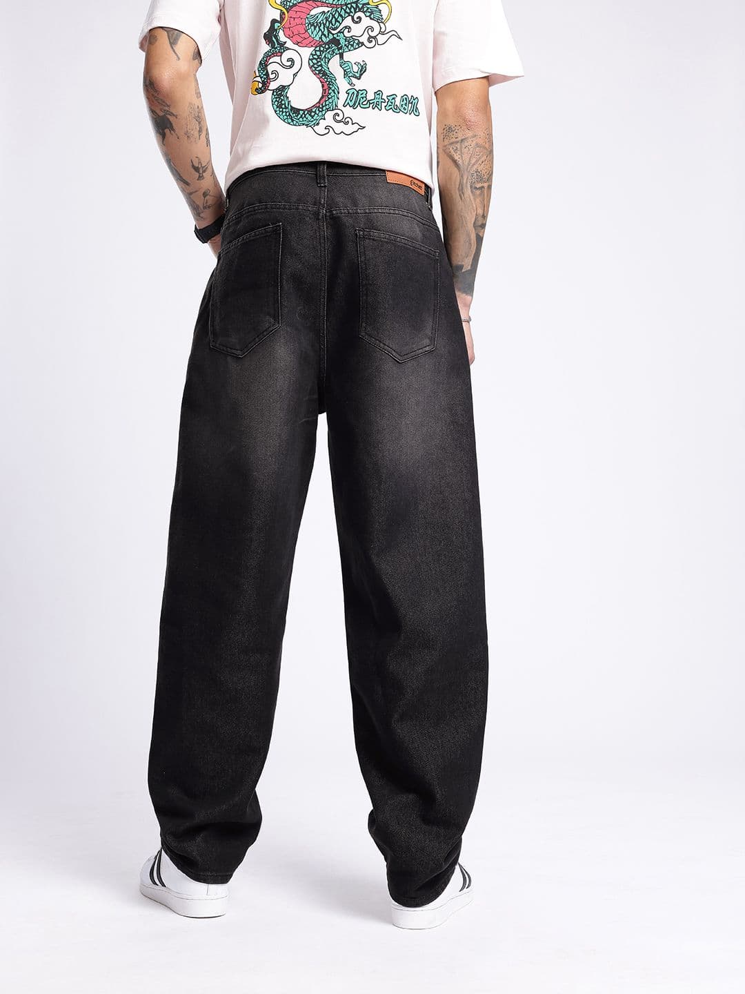 glitchez Men Loose Fit Light Fade Jeans thumbnail 8