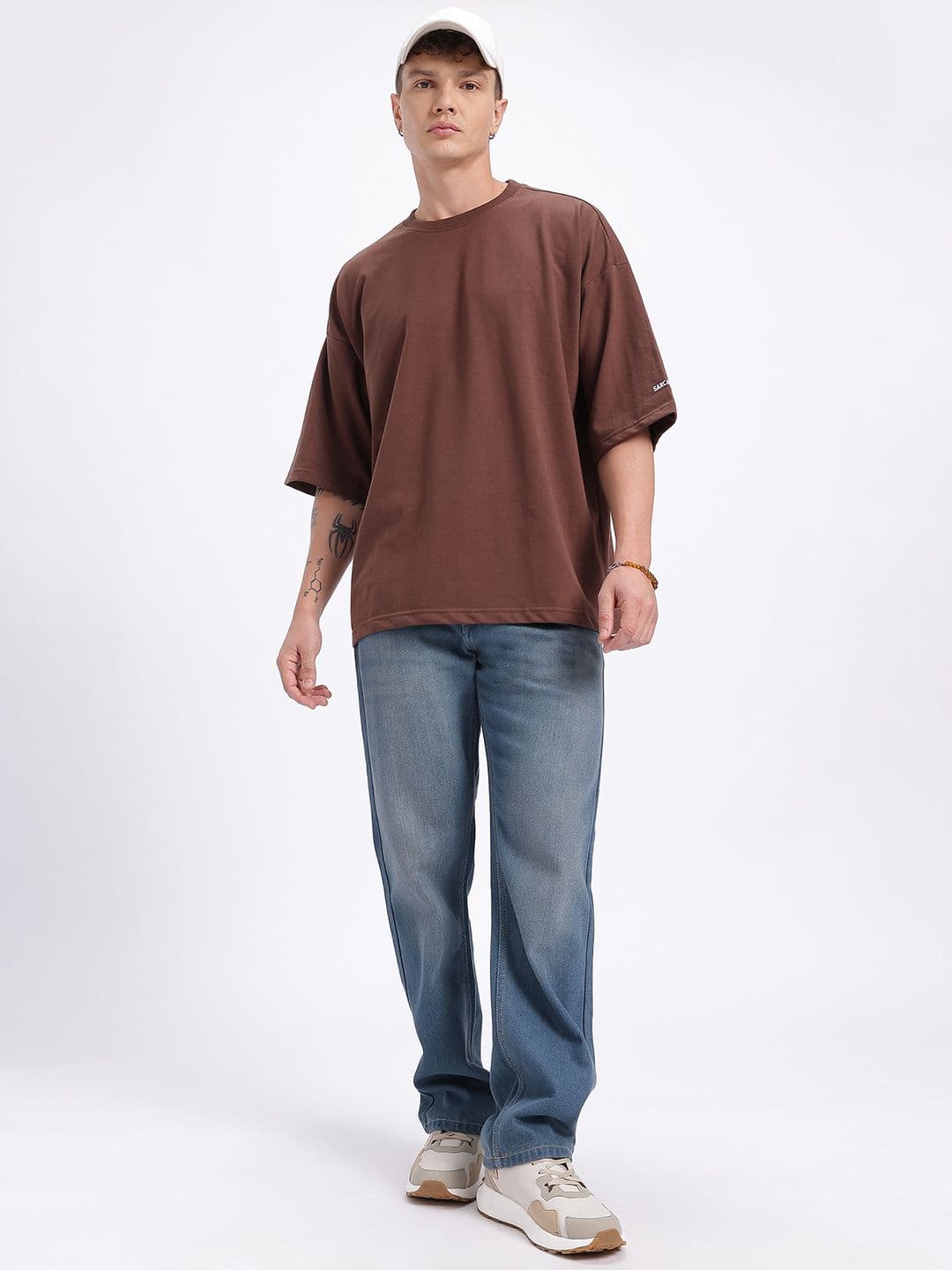 glitchez Men Light Washed Straight Fit Jeans thumbnail 6