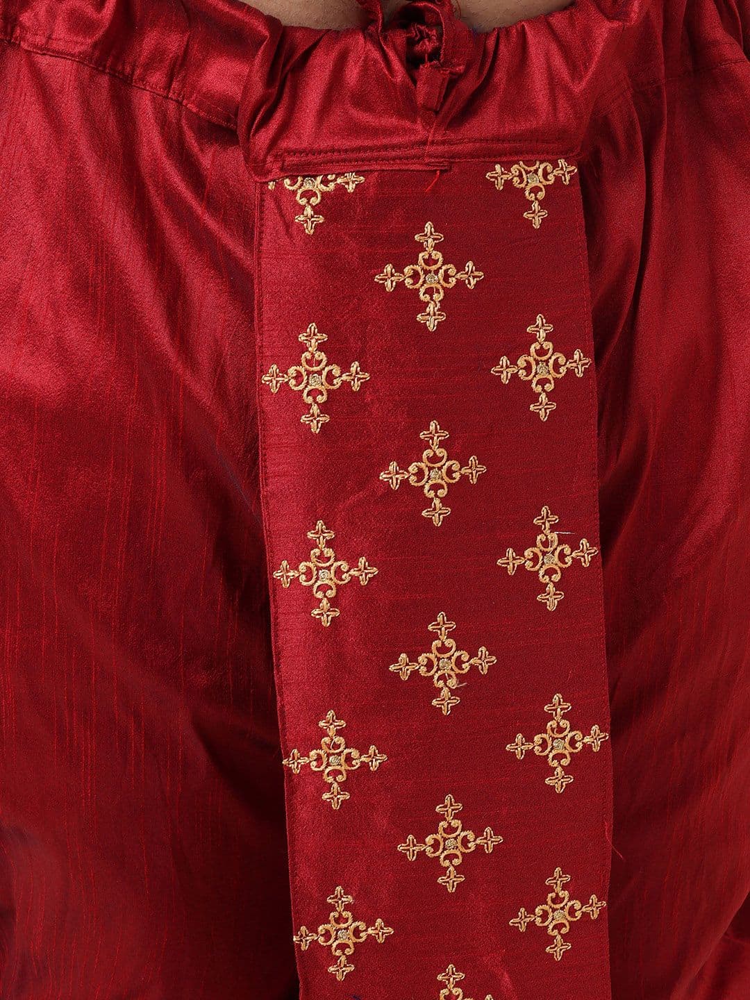 W & G Men Embroidered Relaxed Fit Silk Ethnic Dhoti thumbnail 2