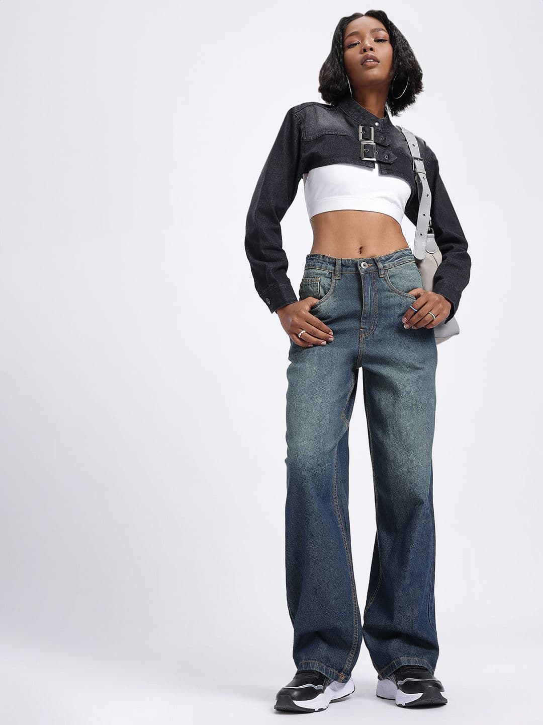 glitchez Women Light Fade Baggy Jeans thumbnail 4