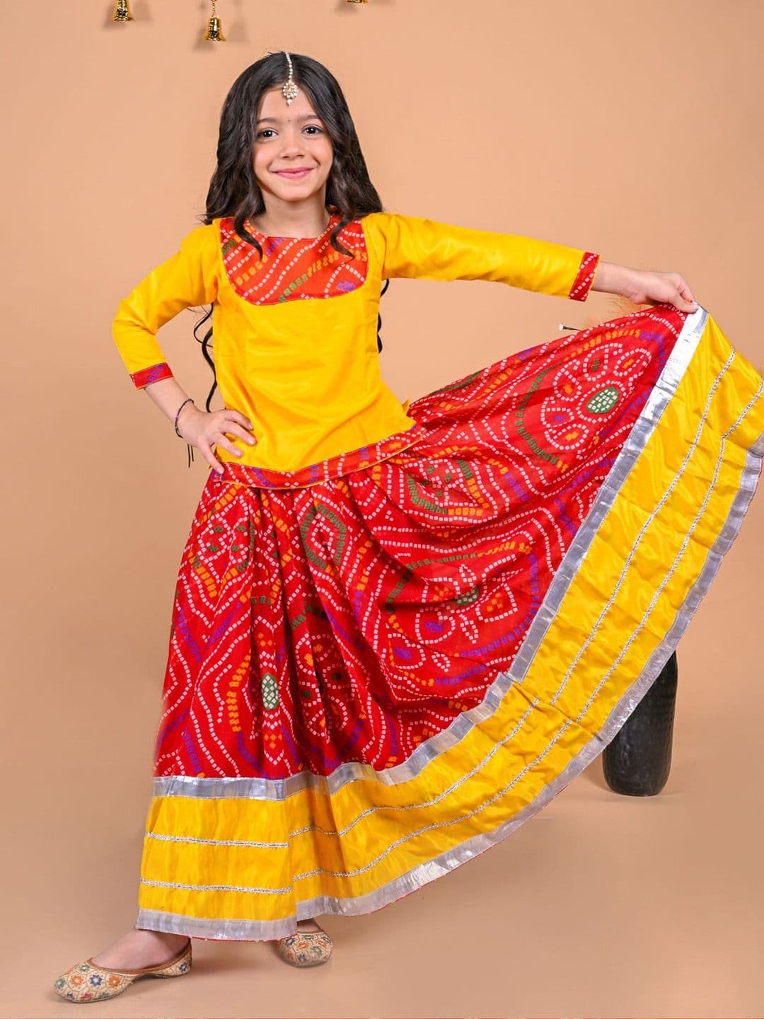 itsmycostume Girls Printed Ready to Wear Lehenga & Blouse With Dupatta thumbnail 3