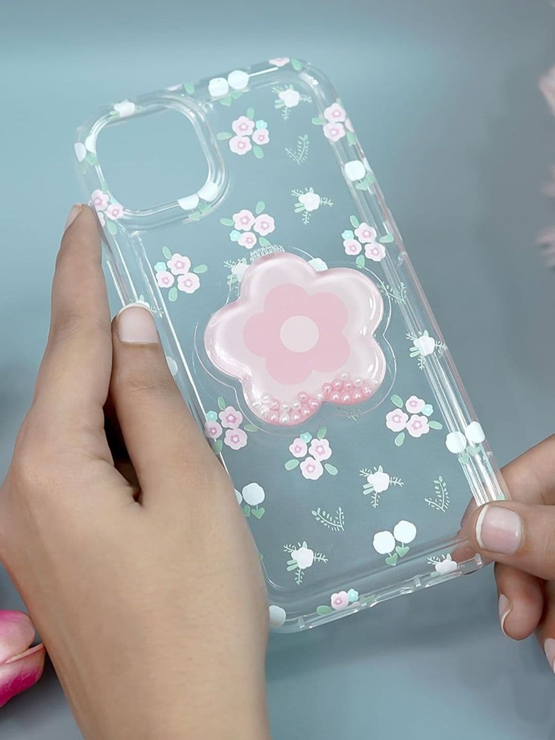 PEEPERLY Floral Printed iPhone 13 Back Case Mobile Accessories thumbnail 3