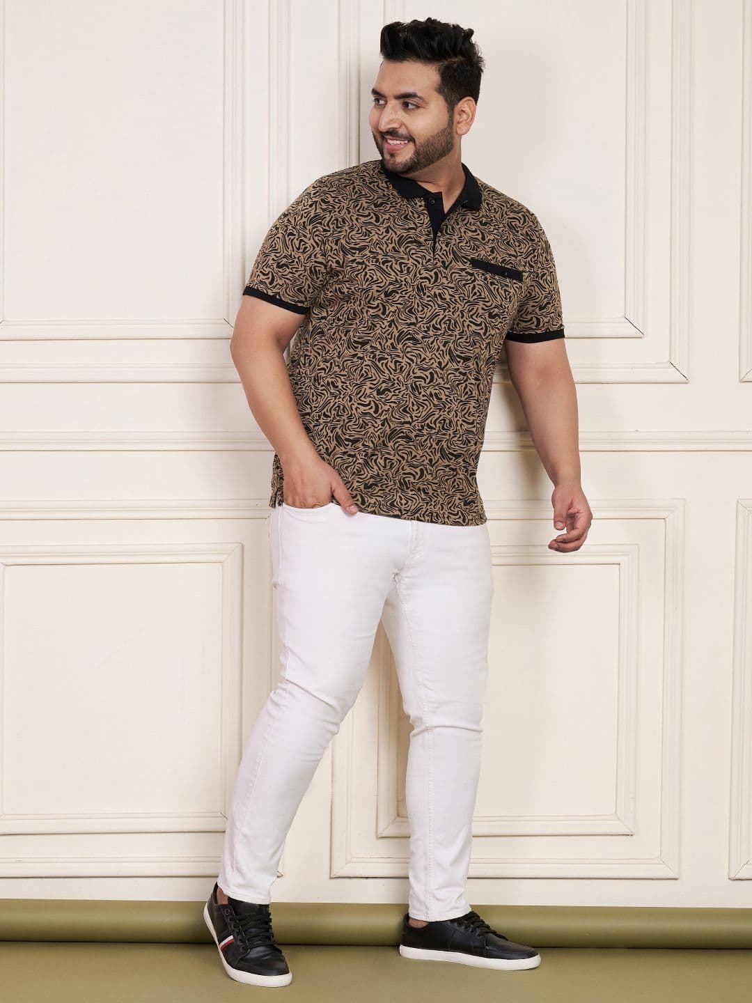 AUSTIVO Abstract Printed Polo Collar Regular Fit T-Shirt thumbnail 3