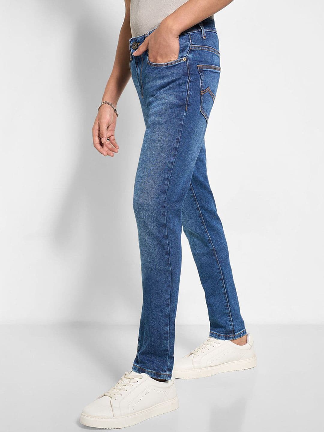 SF JEANS by Pantaloons Men Slim Fit Mid-Rise Light Fade Non Stretchable Jeans thumbnail 4