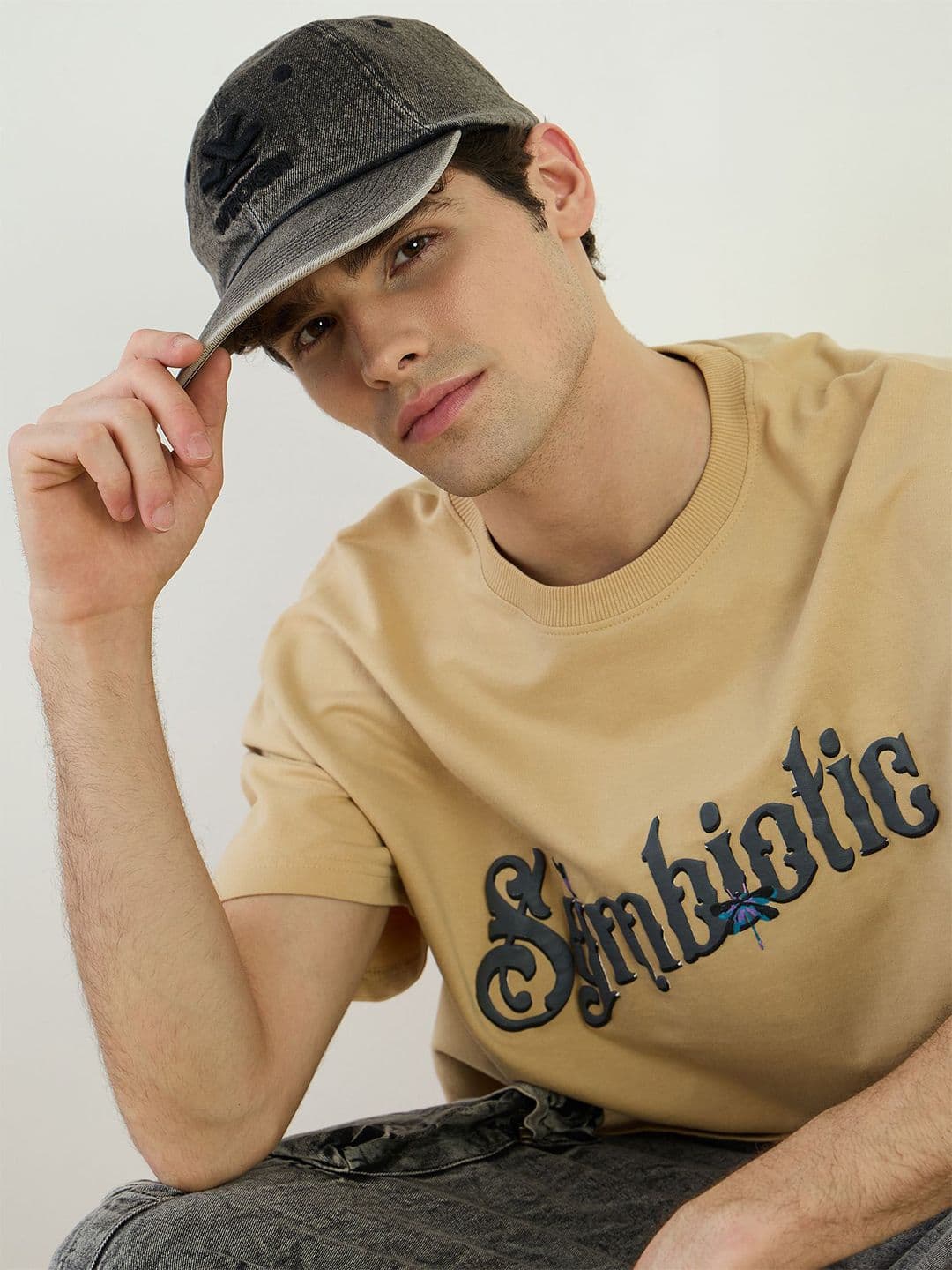 WROGN Men Embroidered Cotton Canvas Snapback Cap thumbnail 2