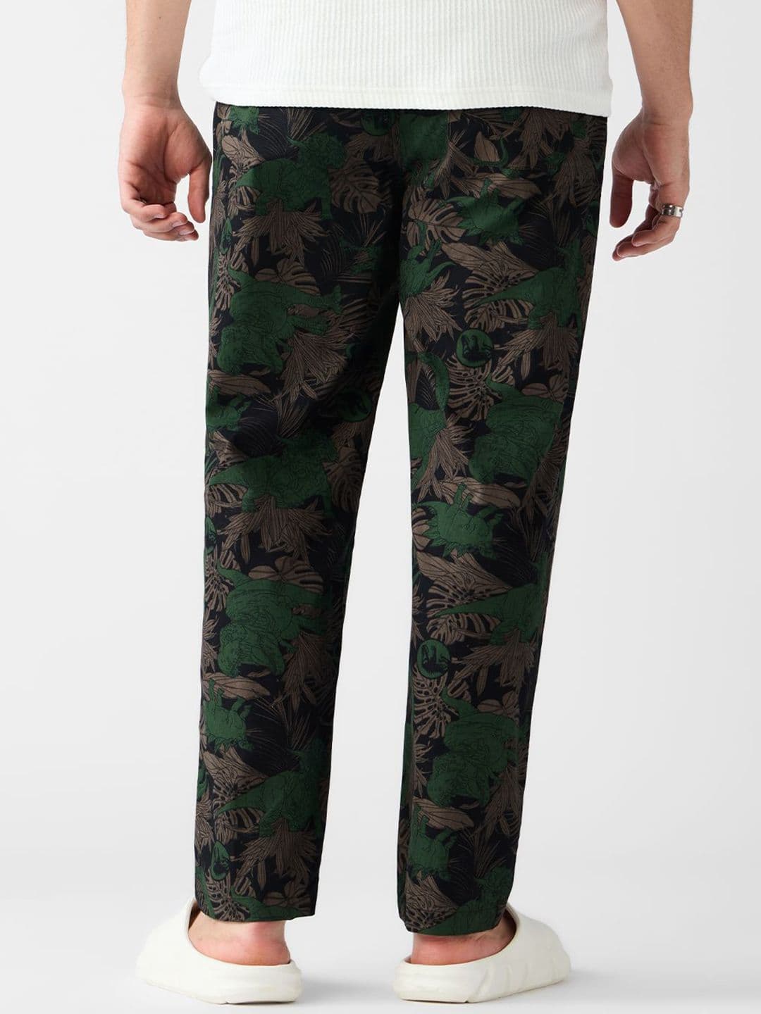 The Souled Store Men Regular Fit Jurassic Park Printed Black Pajamas thumbnail 3