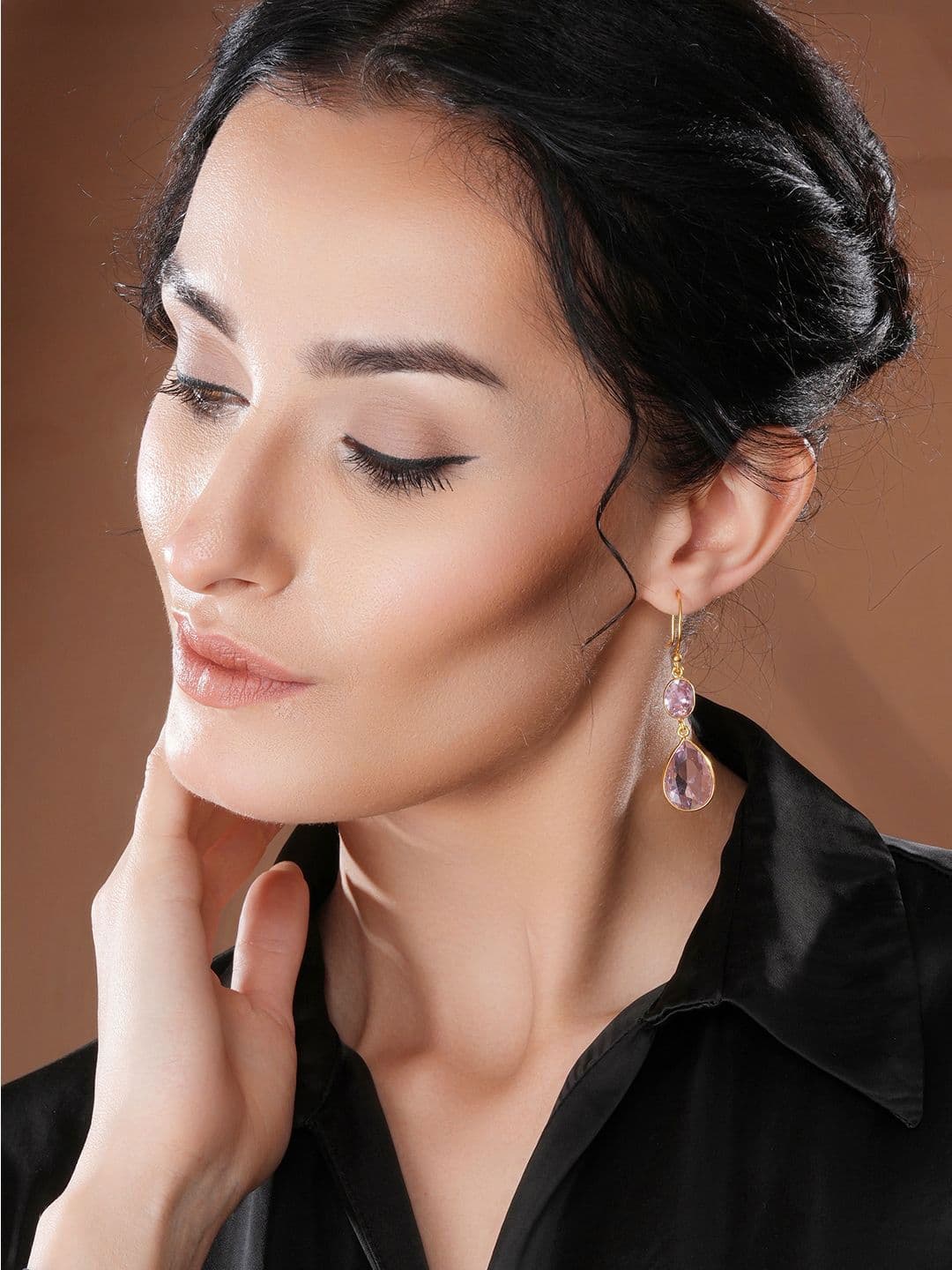 SARAF TRENDZ Gold-Plated American Diamond Studded Teardrop Shaped Drop Earrings thumbnail 5