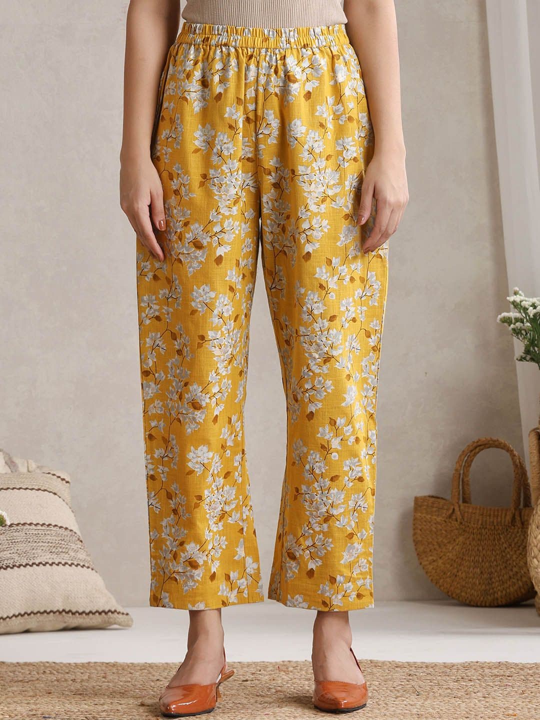 Khushal K Floral Printed Cotton Tunic With Trouser & Jacket Co-Ords thumbnail 2