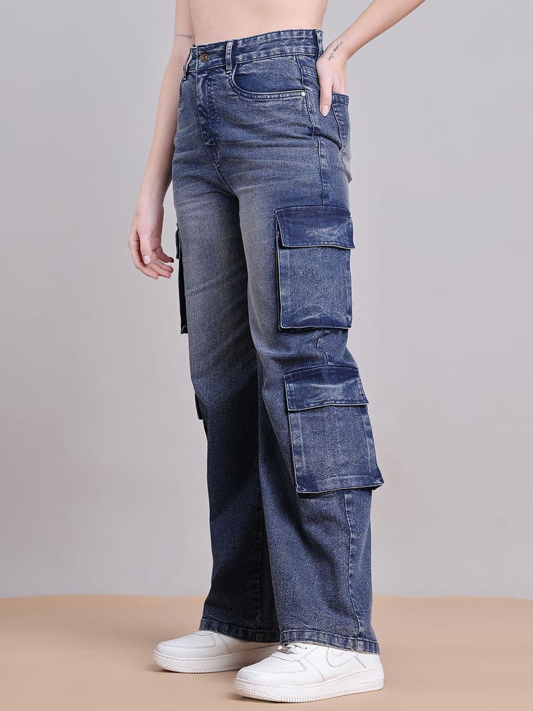 PUELLA Women Straight Fit High-Rise Clean Look Light Fade Stretchable Jeans thumbnail 2