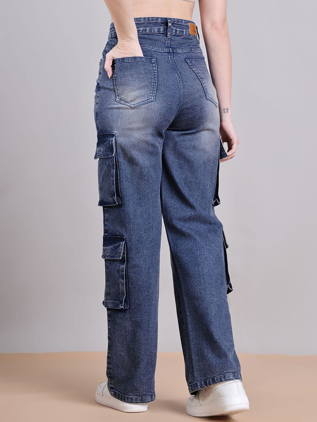 PUELLA Women Straight Fit High-Rise Clean Look Light Fade Stretchable Jeans thumbnail 4