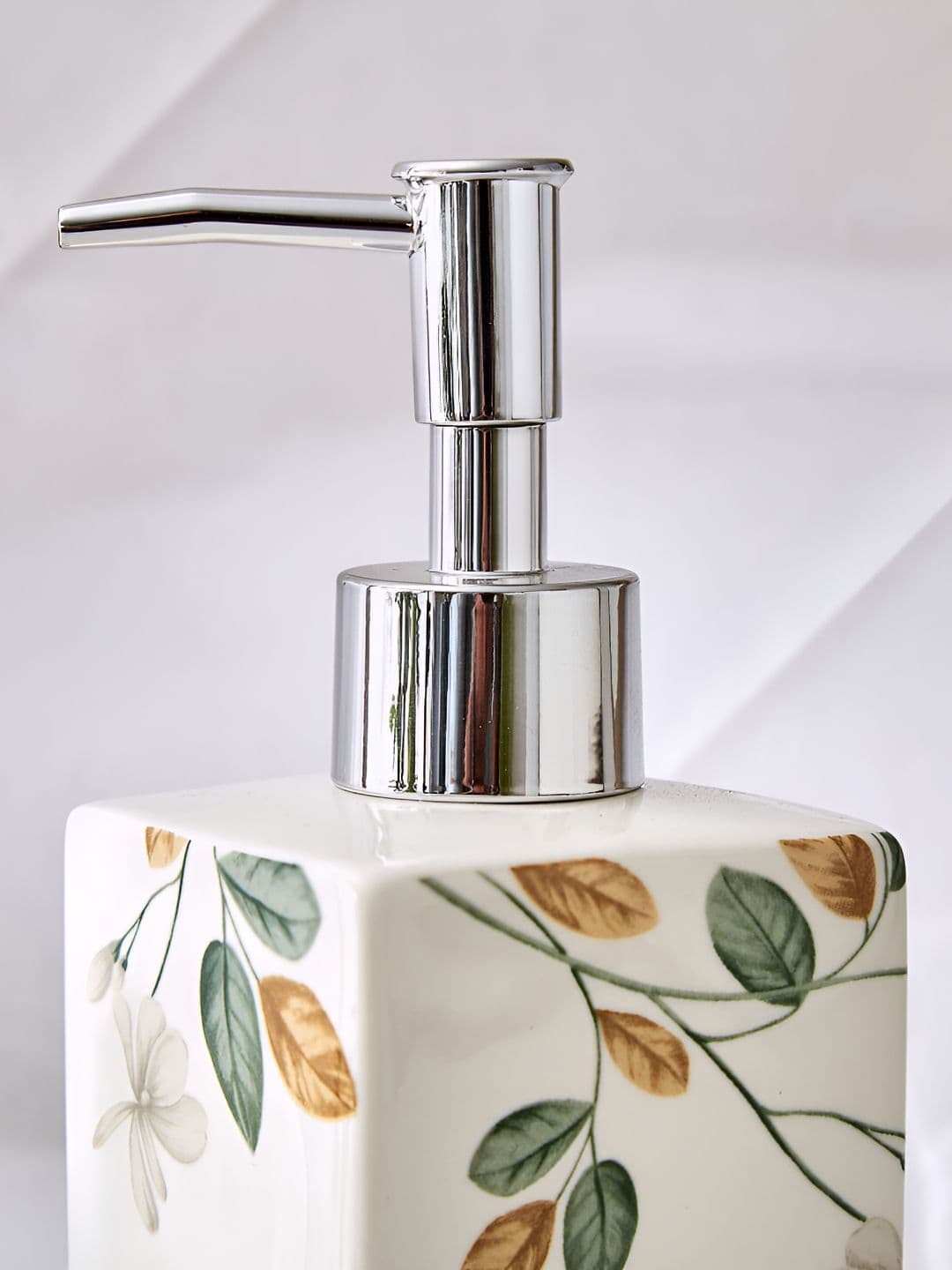 Home Centre White & Green Floral Ceramic Soap Dispenser thumbnail 3