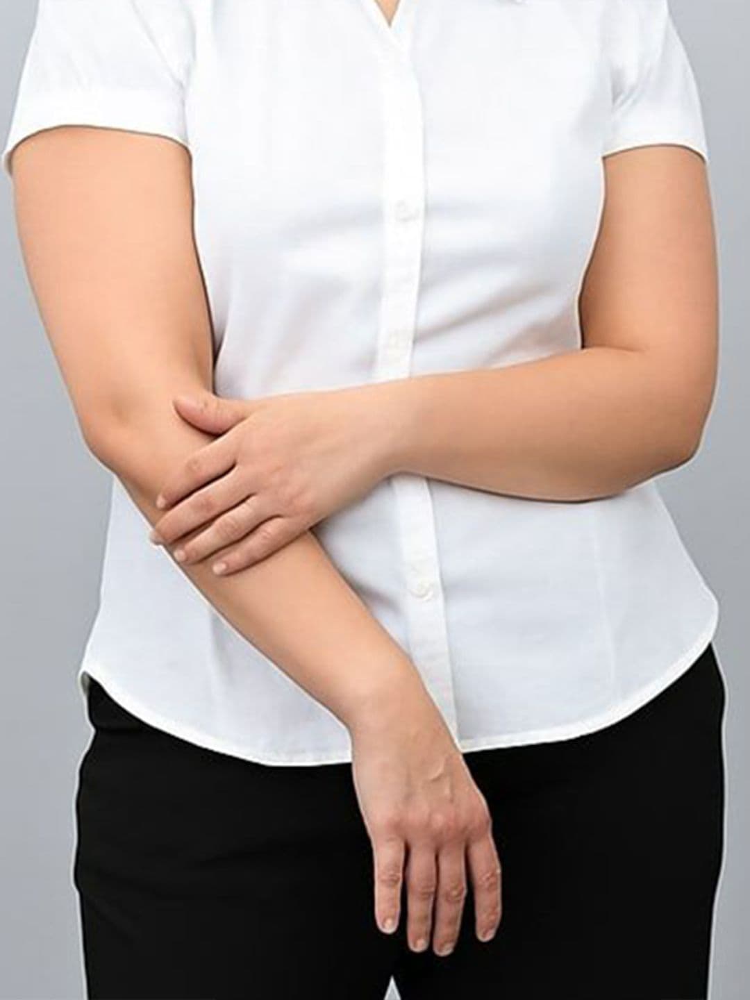 ADAAISTIC Women Relaxed Fit Plus Size Formal Trousers thumbnail 3