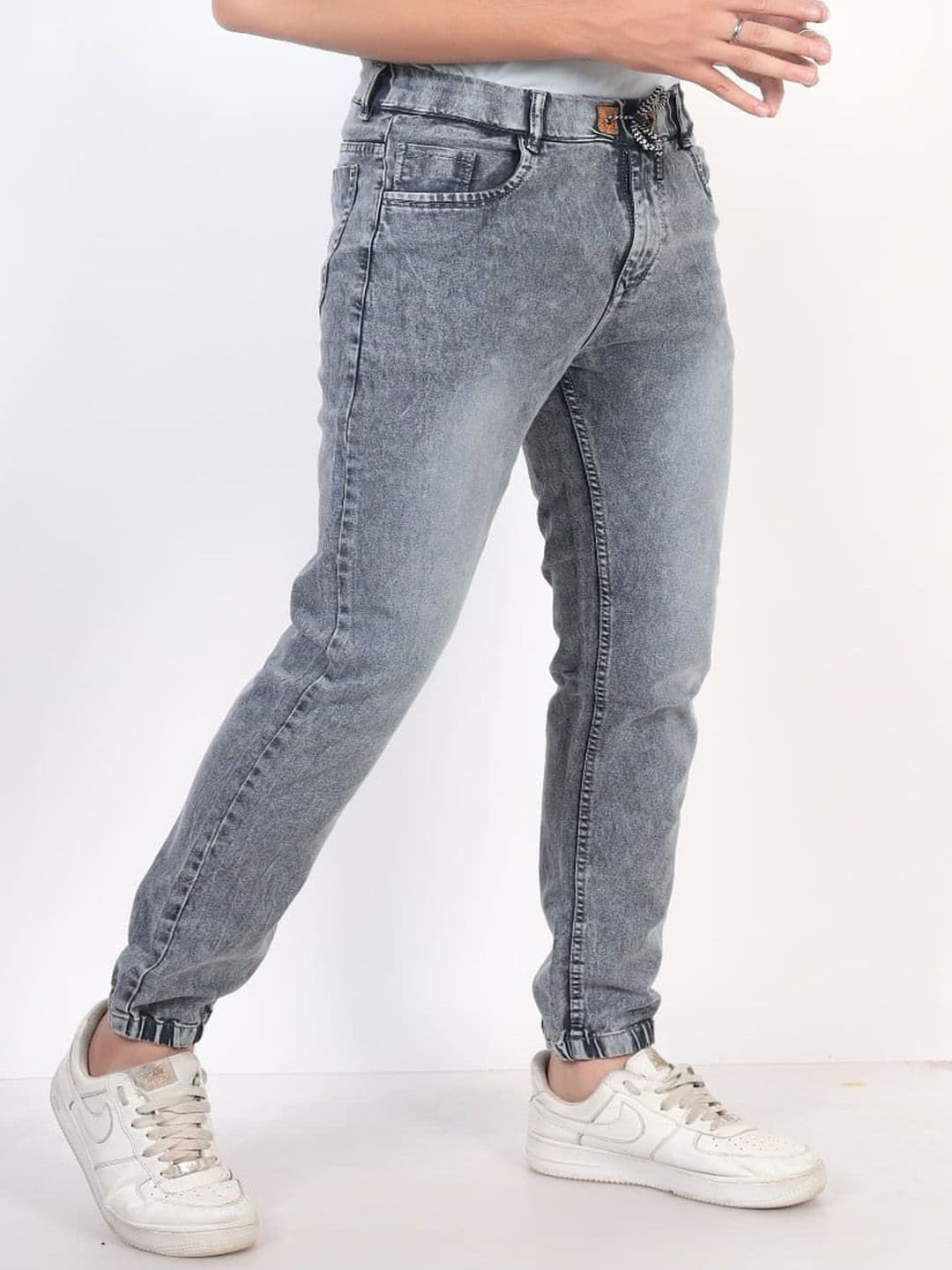 BuaGi Collection Men Regular Fit Mid-Rise Heavy Fade Jeans - view 1