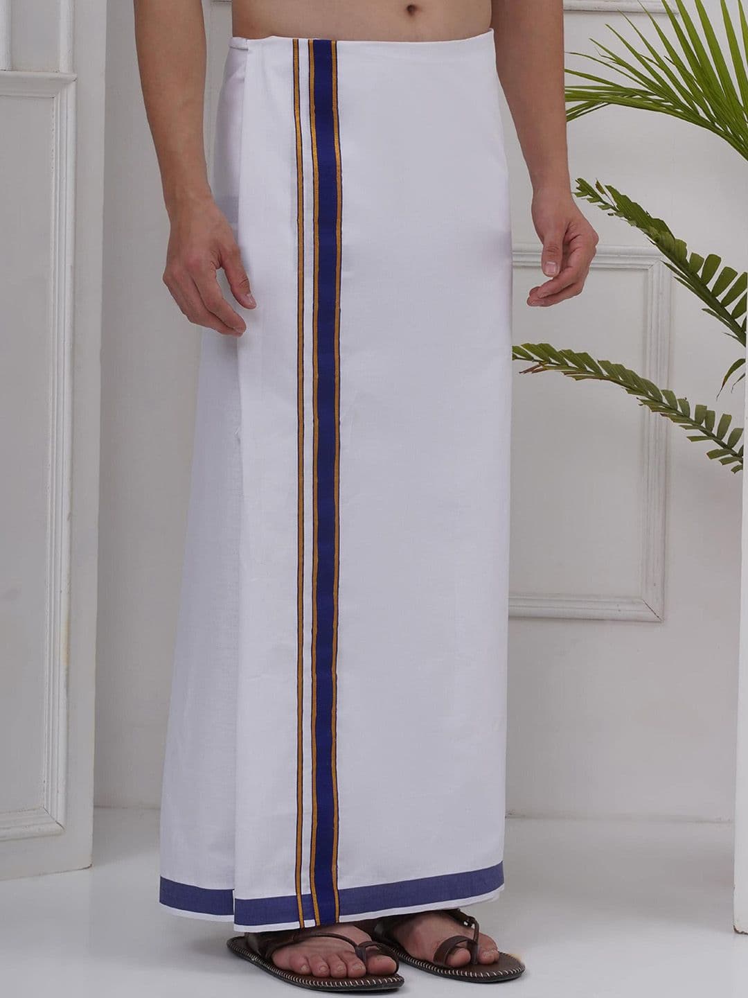 Sethukrishna Mens Regular Cotton Dhoti thumbnail 2