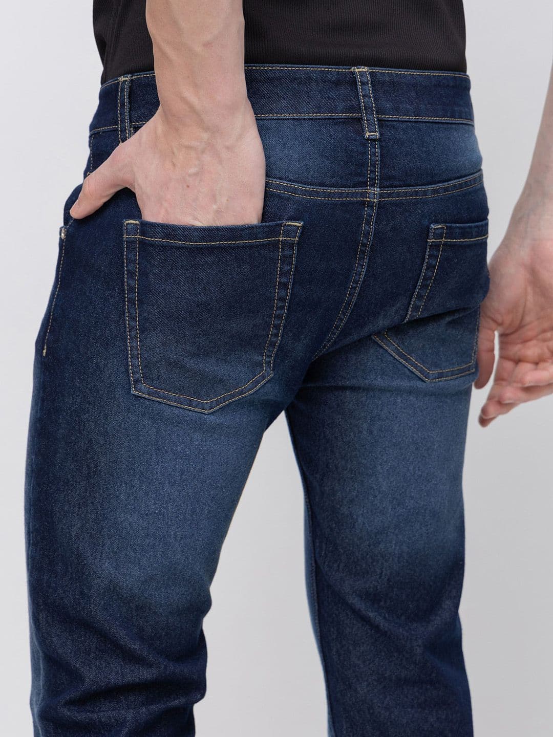 7OUNCE Men Slim Fit Mid-Rise Light Fade Stretchable Cotton Jeans thumbnail 4