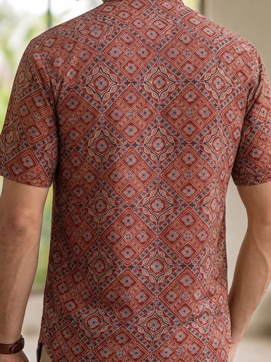 Avishya Men Floral Printed Handloom Kurta thumbnail 5