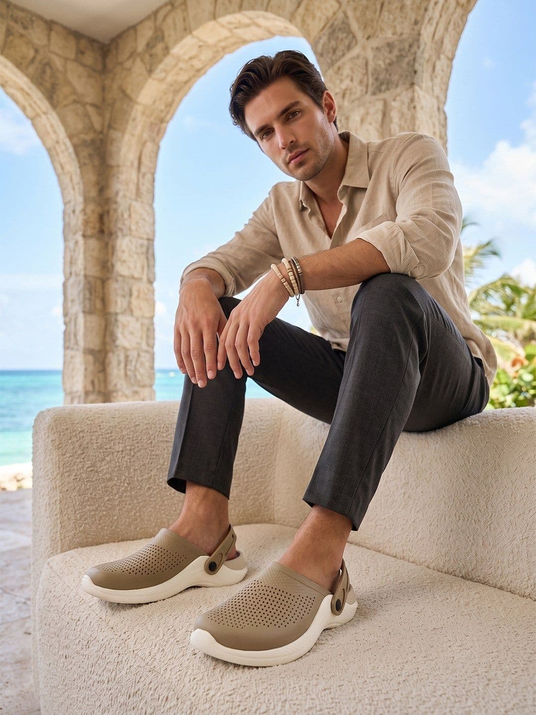 HRX by Hrithik Roshan Men Clogs thumbnail 5