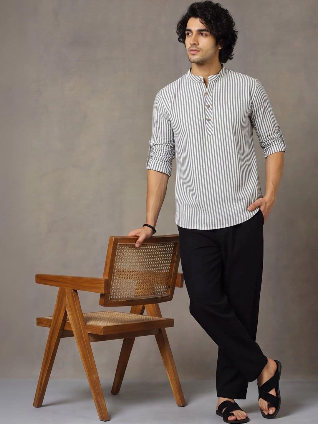 Navibhu Woven Design Striped Cotton Handloom Mandarin Collar Short Kurta - view 1