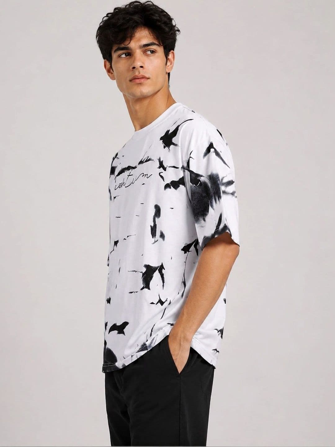 AEMA Men Abstract Printed Oversized T-shirt thumbnail 4