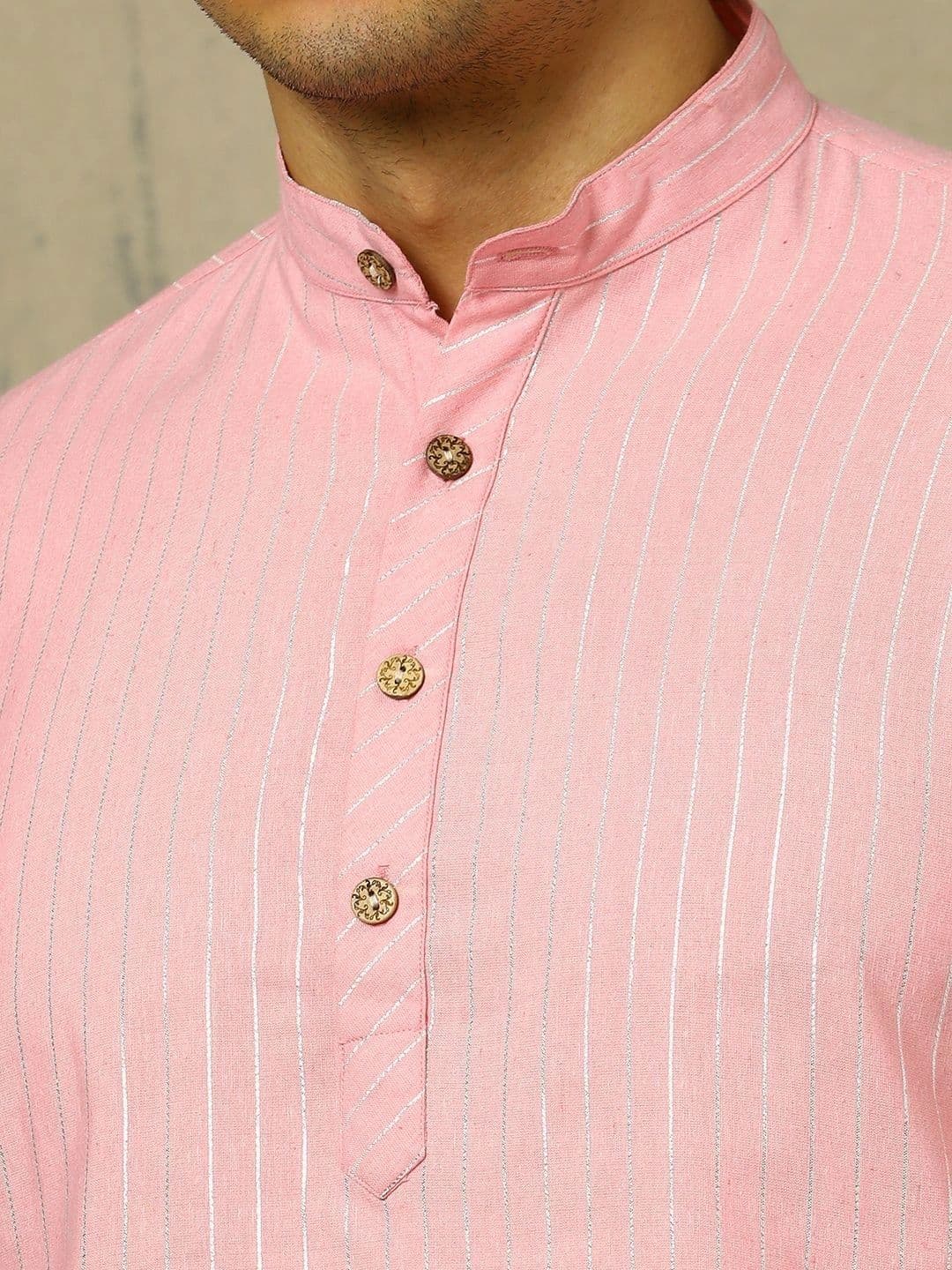 Navibhu Woven Design Solid Cotton Handloom Mandarin Collar Short Kurta thumbnail 2
