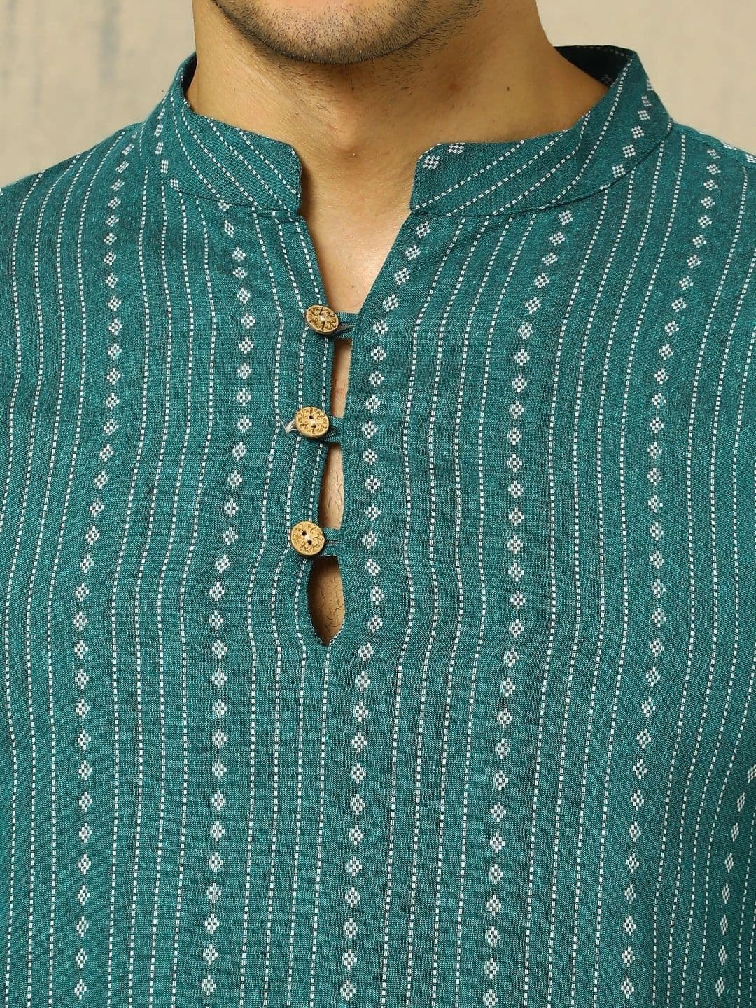 Navibhu Woven Design Striped Cotton Handloom Mandarin Collar Short Kurta thumbnail 6