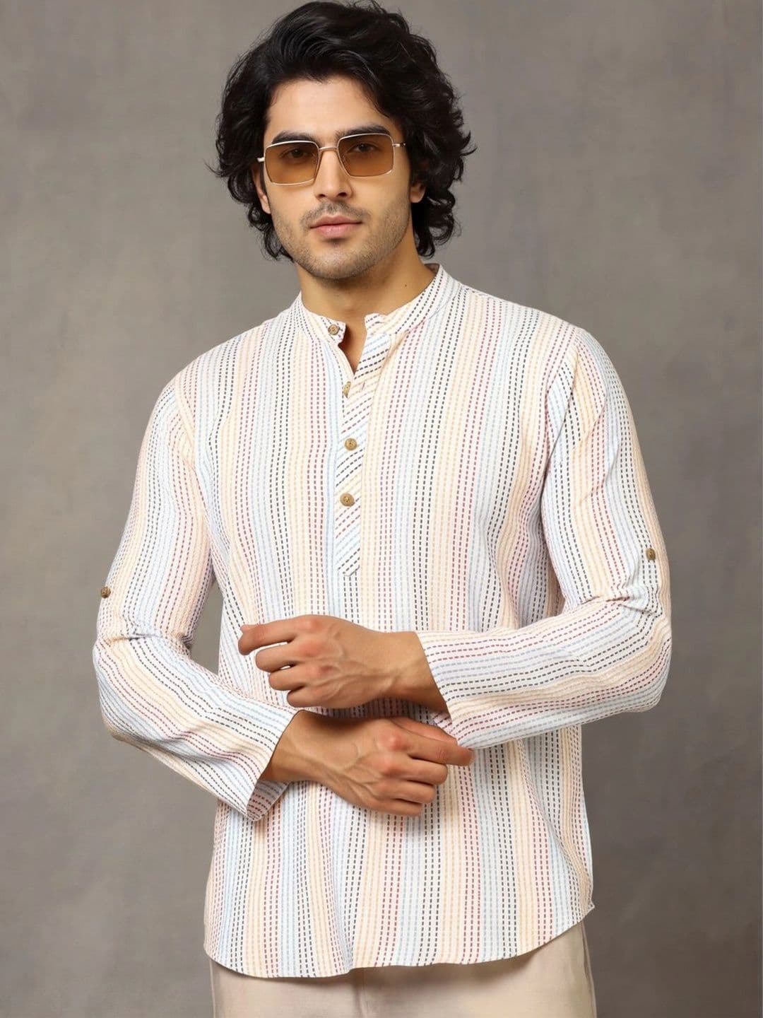 Navibhu Woven Design Striped Cotton Handloom Mandarin Collar Short Kurta thumbnail 2