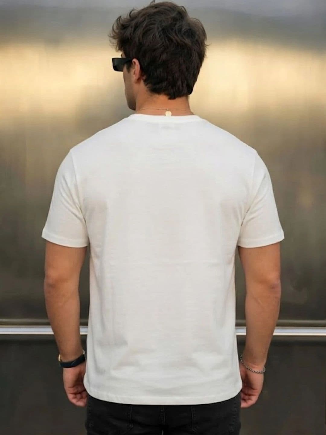 Sztori Men Typography Printed T-shirt thumbnail 4