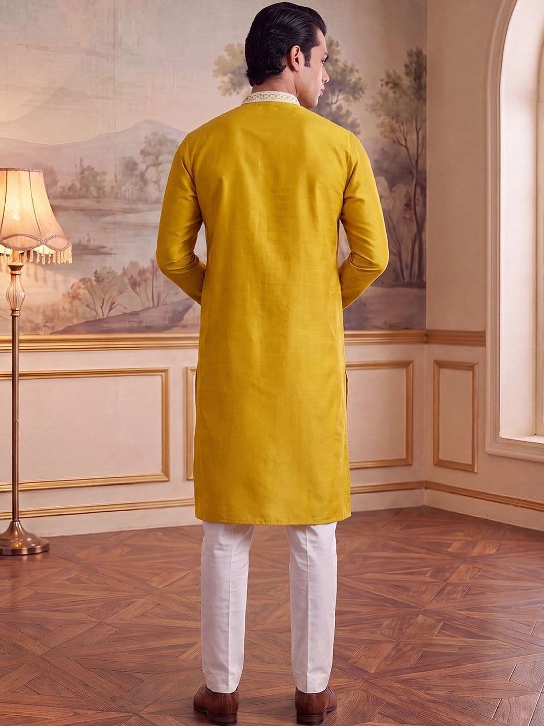 House of Pataudi Men Embellished Thread Work Kurta thumbnail 4