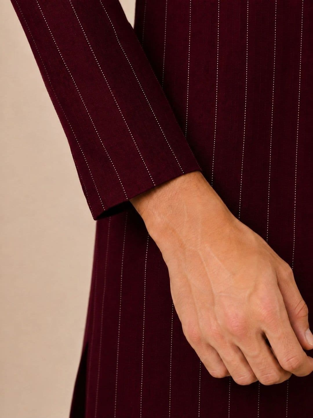 ORIFAB Men Striped Kurta thumbnail 3