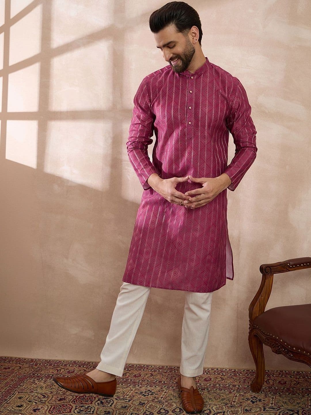 House of Pataudi Printed Silk Mandarin Collar Calf Length Straight Kurta thumbnail 3