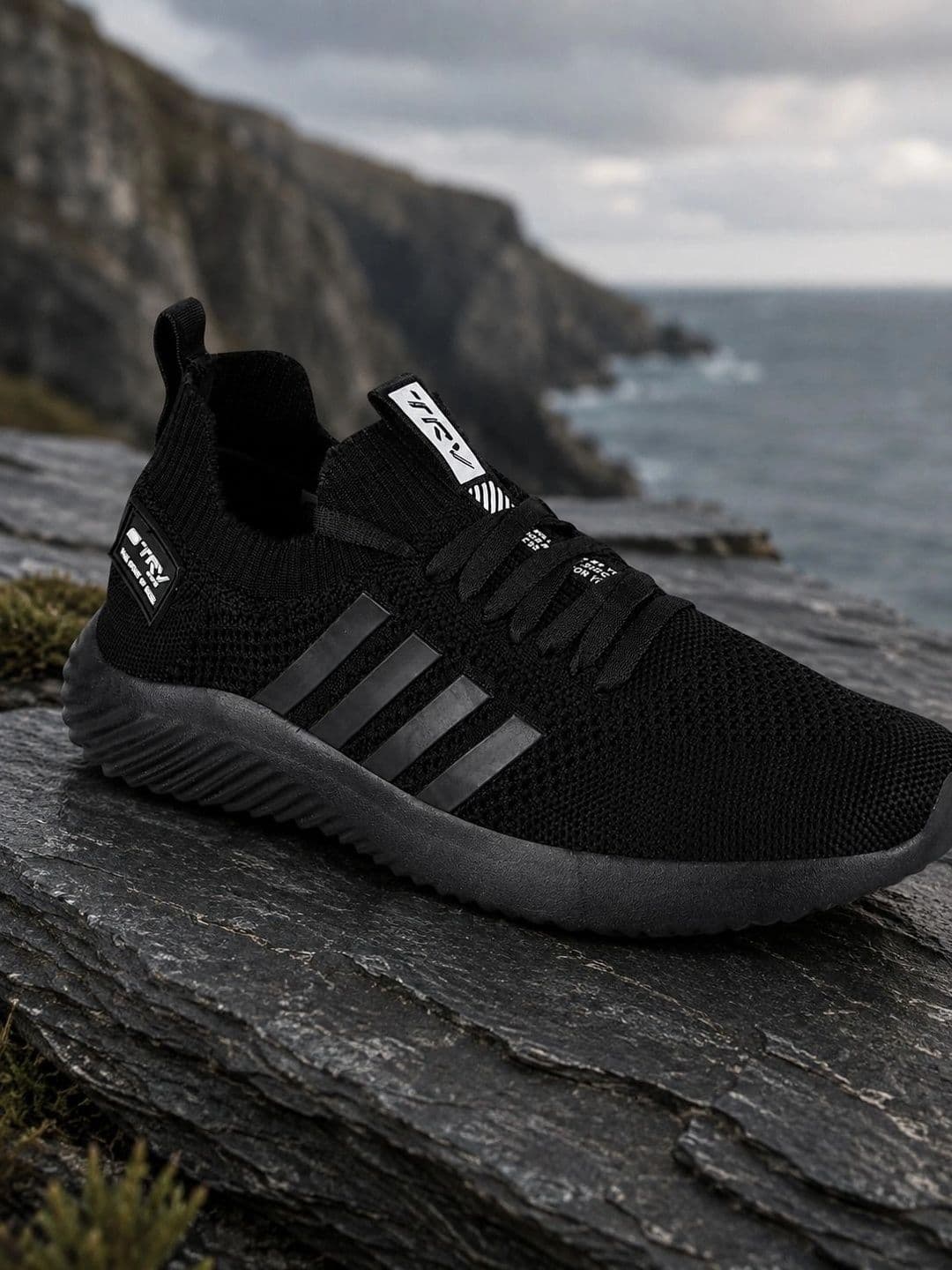 TRV Men Mesh High-Top Running Non-Marking Shoes thumbnail 6