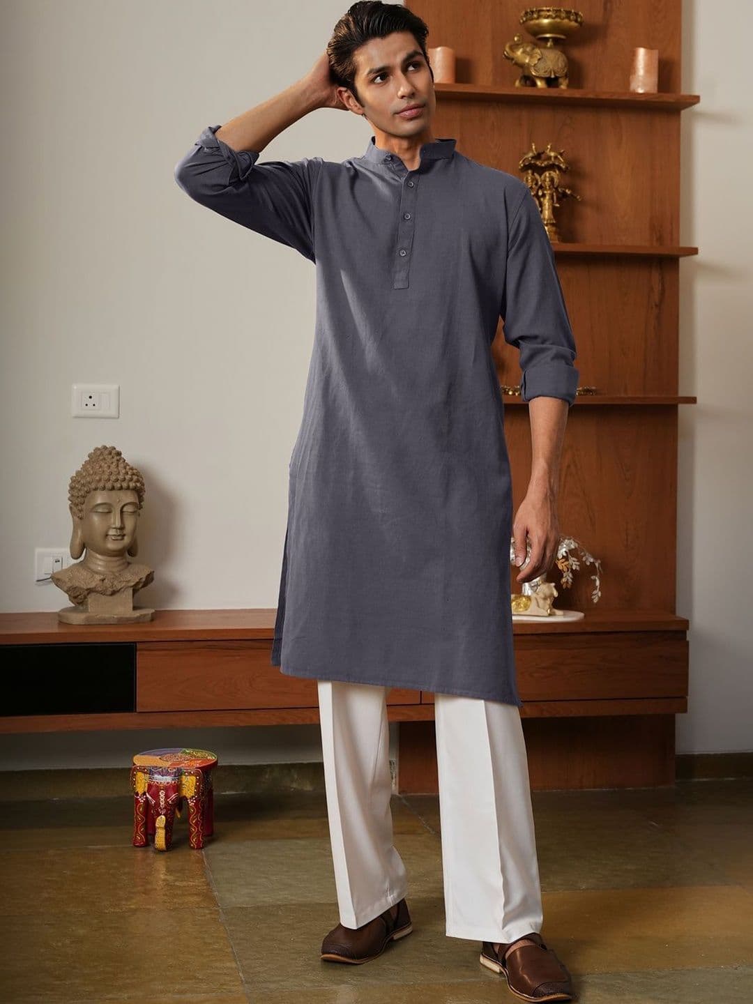 Anouk Men Pure Cotton Solid Knee Length Straight Kurta - view 1