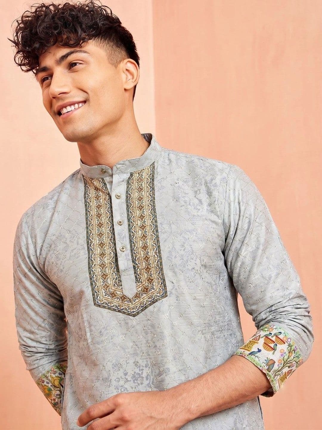 VELKYNOX Men Embroidered Thread Work Kurta thumbnail 2