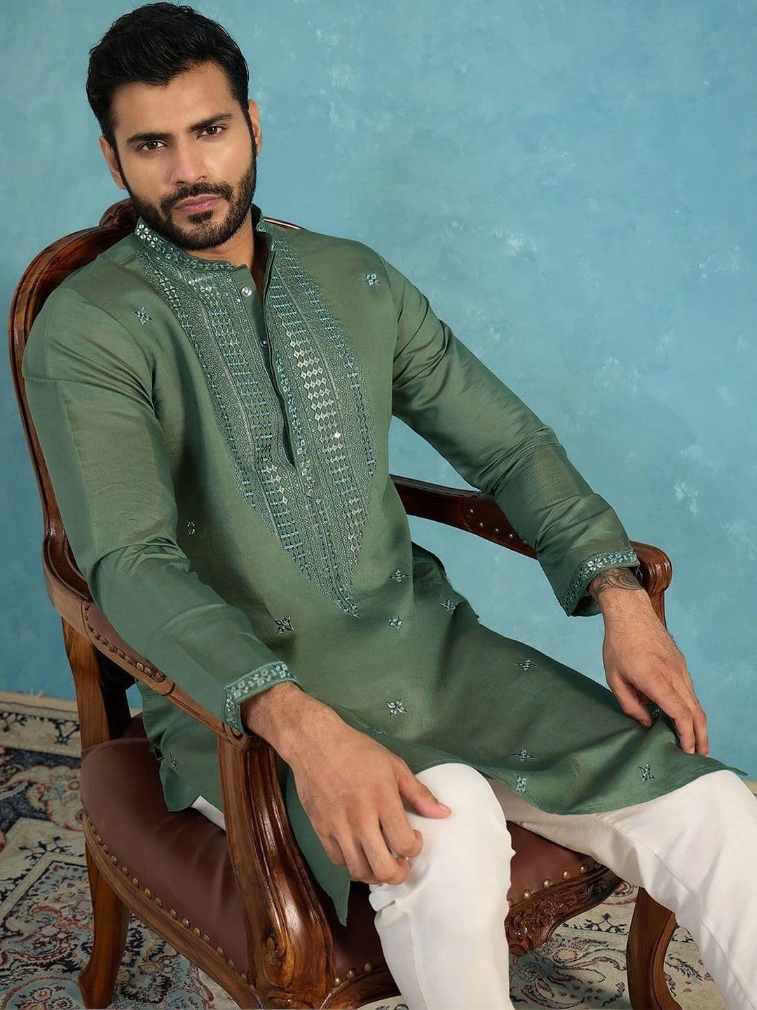 House of Pataudi Men Embellished Mirror Work Kurta thumbnail 6