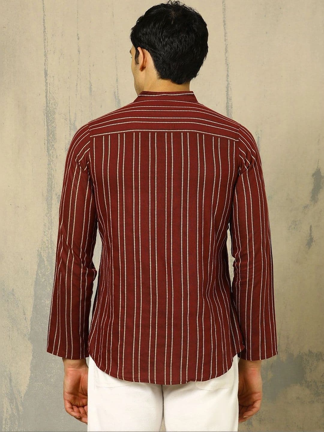 Anouk Woven Design Striped Cotton Handloom Mandarin Collar Short Kurta thumbnail 4