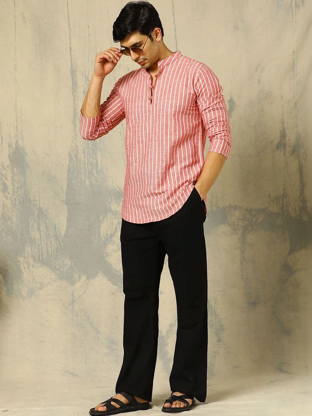 Anouk Woven Design Striped Cotton Handloom Mandarin Collar Short Kurta thumbnail 2