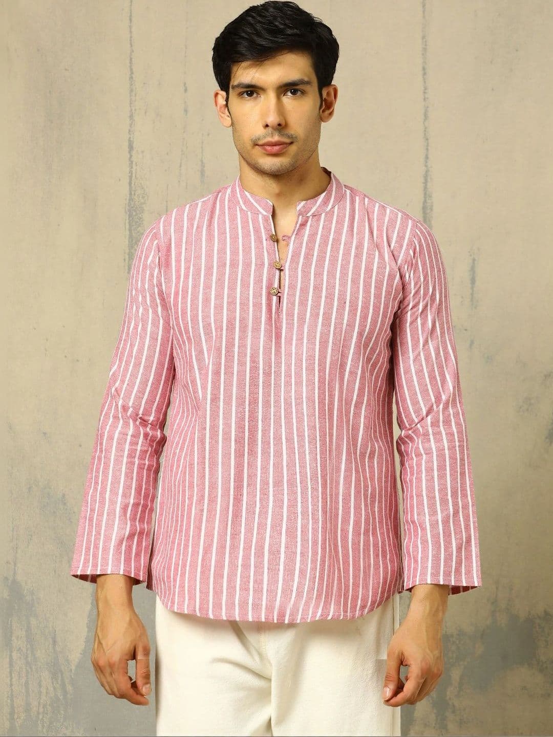 Anouk Woven Design Striped Cotton Handloom Mandarin Collar Short Kurta thumbnail 6
