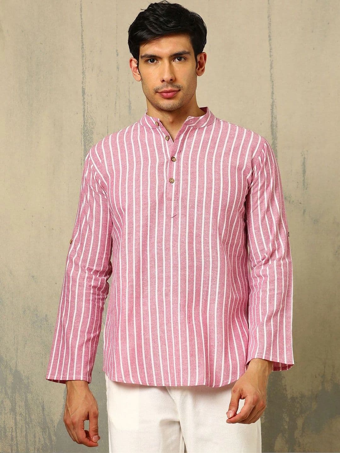 Anouk Woven Design Striped Cotton Handloom Mandarin Collar Short Kurta thumbnail 2