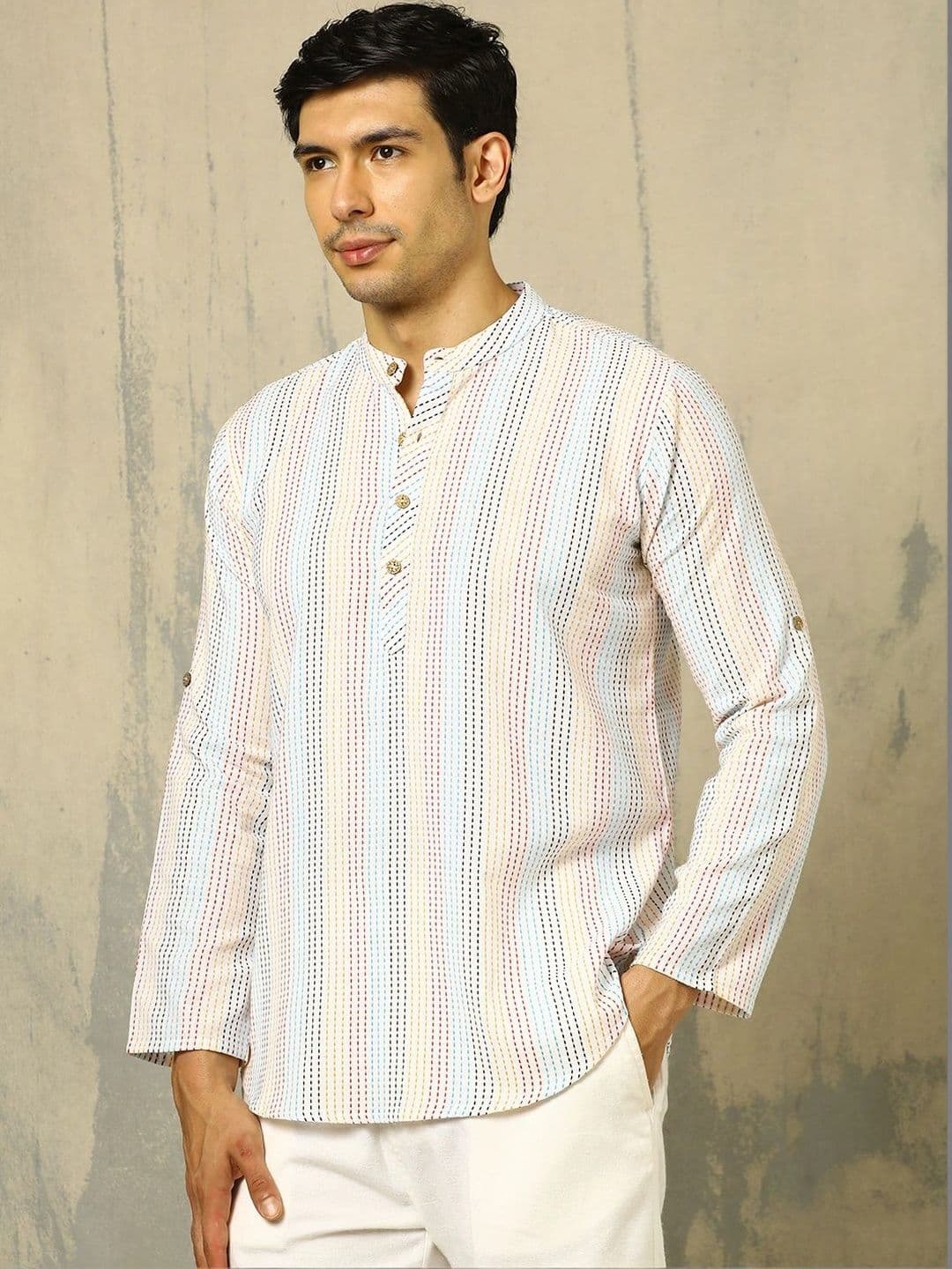 Anouk Woven Design Striped Cotton Handloom Mandarin Collar Short Kurta thumbnail 4