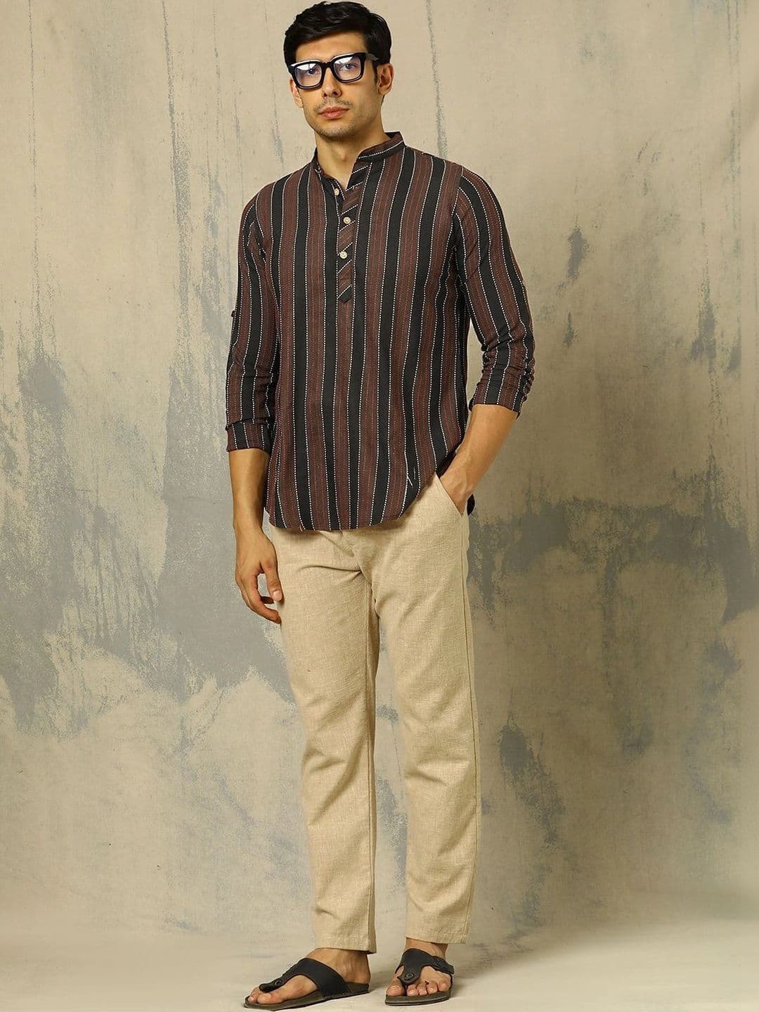Anouk Woven Design Striped Cotton Handloom Mandarin Collar Short Kurta thumbnail 4