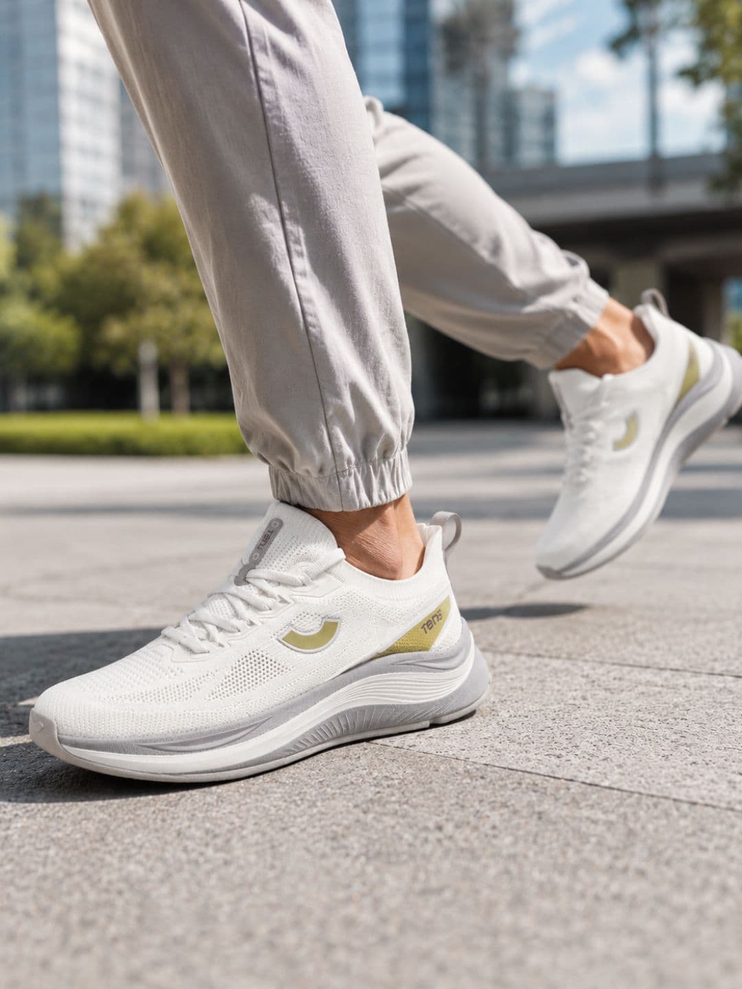 Ten x You Unisex Running Shoes thumbnail 2