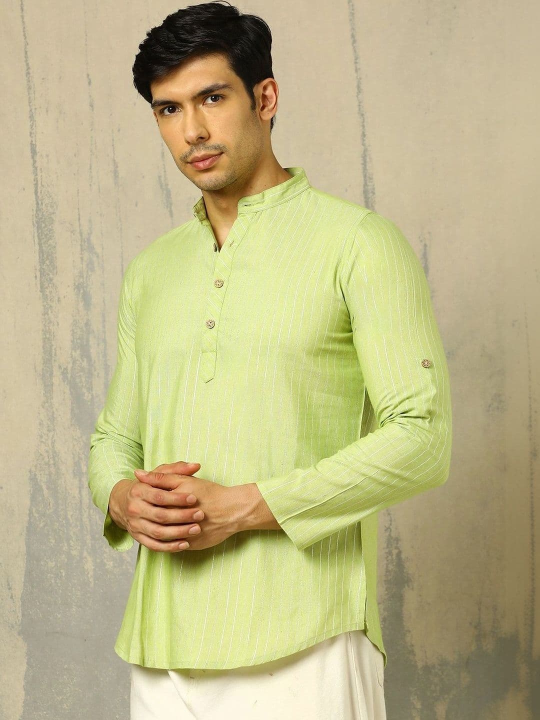 Anouk Woven Design Solid Cotton Handloom Mandarin Collar Short Kurta thumbnail 2